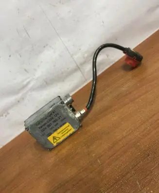 Mercedes-Benz E W210 Xenon control unit/module 5DV00776021 D1290