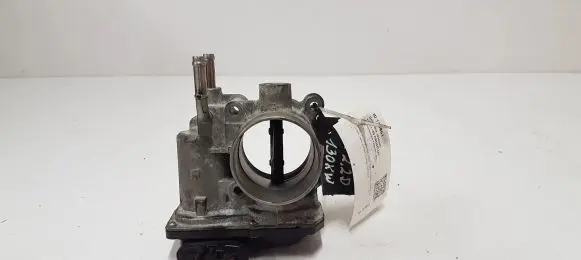 Toyota Avensis T250 Throttle valve 261000R020