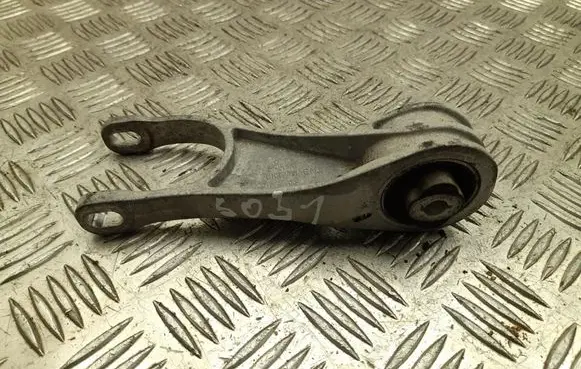 Porsche Macan (95B) Engine mount bracket 95B199331A