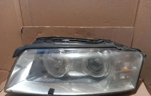 Audi A8 S8 D3 4E Headlight/headlamp 15815300LI