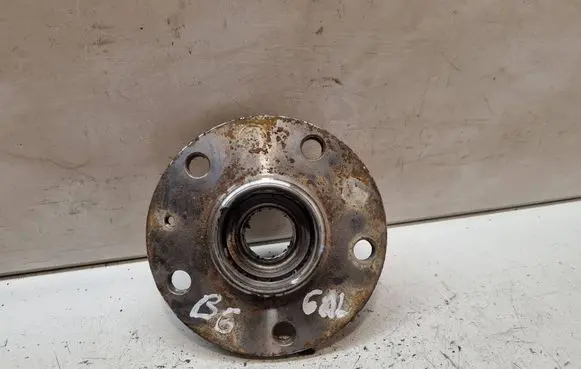 Volkswagen PASSAT B6 Rear wheel ball bearing 