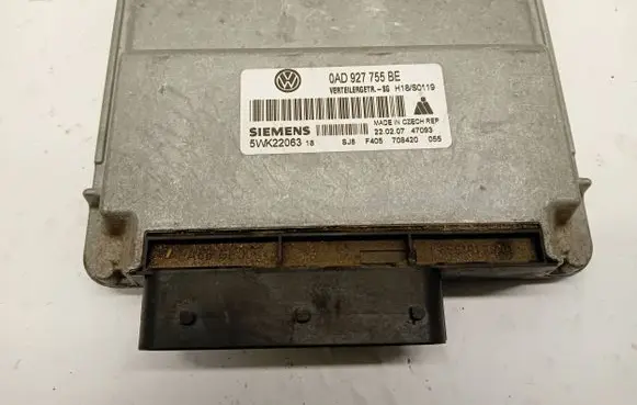 Volkswagen Touareg I Transfer box differential control unit 0AD927755BE H18S0119 5WK22063