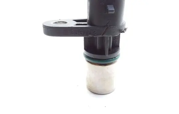 Opel Vectra C Crankshaft position sensor 12567712
