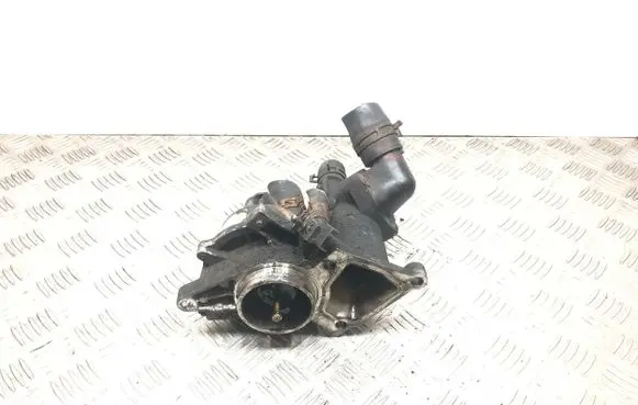 Thermostat/thermostat housing