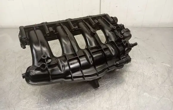 Audi A4 S4 B7 8E 8H Intake manifold 06H133185