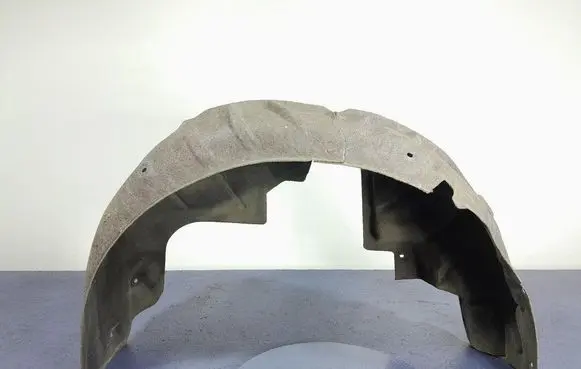 Rear arch fender liner splash guards