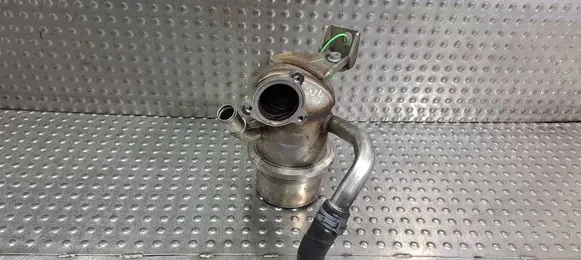 Audi A5 8T 8F EGR valve cooler 04L131512A