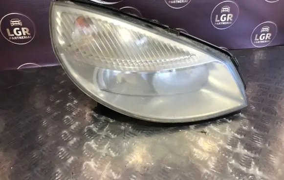 Renault Scenic II - Grand scenic II Headlight/headlamp 15810400RE