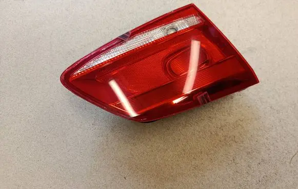Volkswagen PASSAT B7 Tailgate rear/tail lights 3AF945093B 605511 E12990