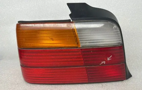 BMW 3 E36 Rear/tail lights 63259