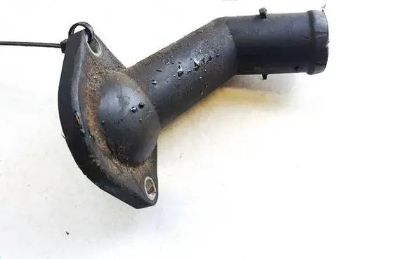 Ford Galaxy Engine coolant pipe/hose 06a121121c 038121121d