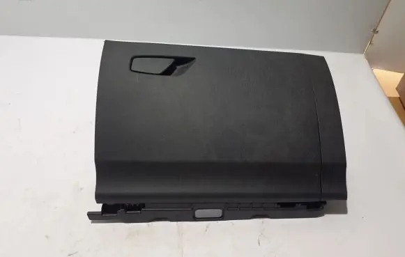 Skoda Octavia Mk4 Glove box 5E4857103