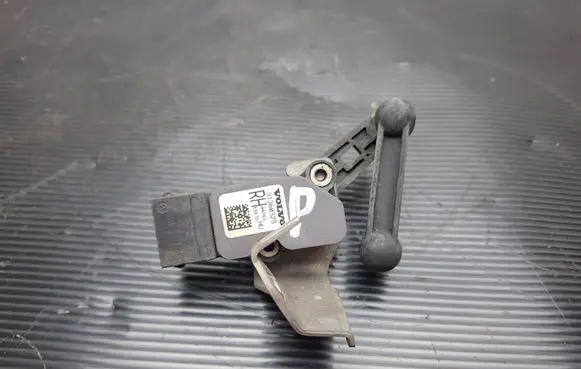 Volvo V60 Headlight/headlamp level sensor 31360329 31406563