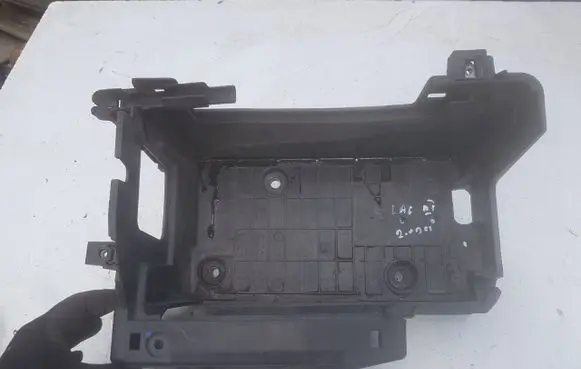 Renault Laguna III Battery bracket 