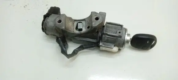 Toyota Avensis T250 Ignition lock 450200504