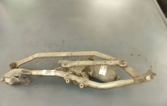 Renault Laguna III Front wiper linkage and motor w00011129 288003799r