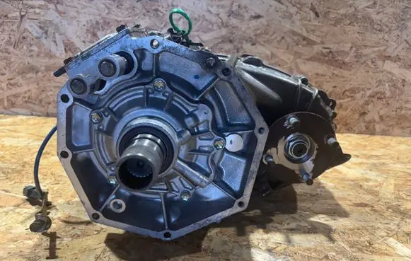 Toyota Hilux (AN10, AN20, AN30) Gearbox transfer box case 