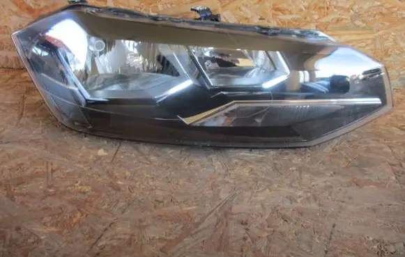 Volkswagen Polo VI Headlight/headlamp 2G1941006