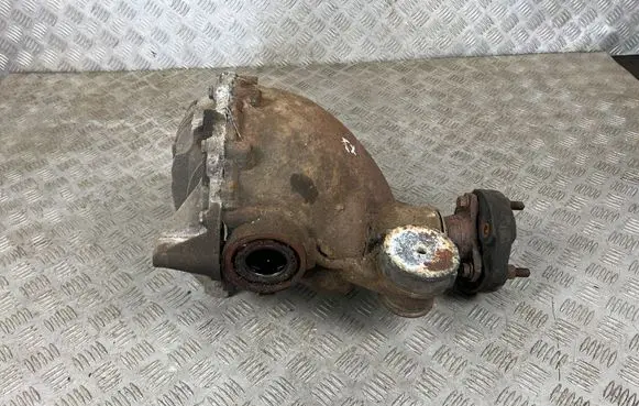 Jaguar XJ X350 Rear differential VR6R8W4025A2