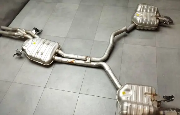 Muffler/silencer