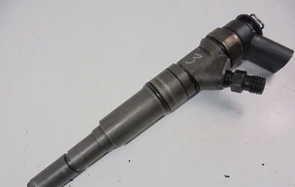 BMW 3 E36 Fuel injector 7788609