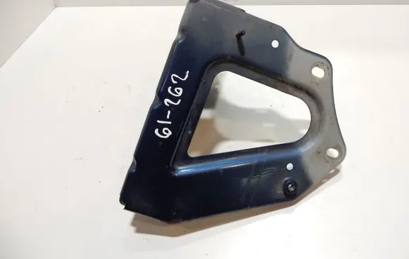 Audi A6 S6 C6 4F Fender mounting bracket 4F0821135 61262