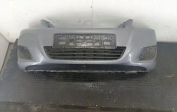 Opel Zafira B Front bumper 