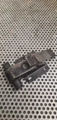 Renault Master III Rear door check strap stopper 824300006R