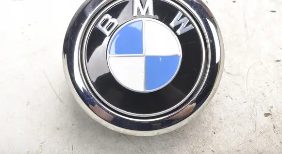 BMW X2 F39 Manufacturer badge logo/emblem 7436404