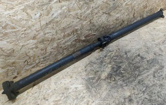 Mercedes-Benz C AMG W205 Drive shaft (set) A2058303 2054106303