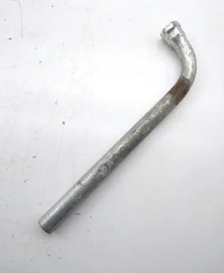 Volkswagen Golf VI Wheel nut wrench 