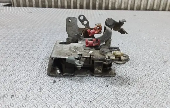 Jeep Cherokee Front door lock