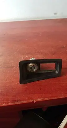 BMW 1 E81 E87 Cigarette lighter front 9110412 51169110412