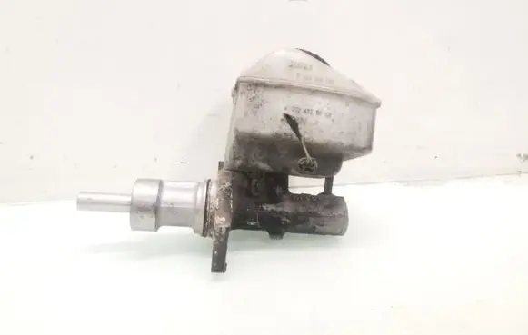Mercedes-Benz Sprinter W906 Master brake cylinder 0024325002