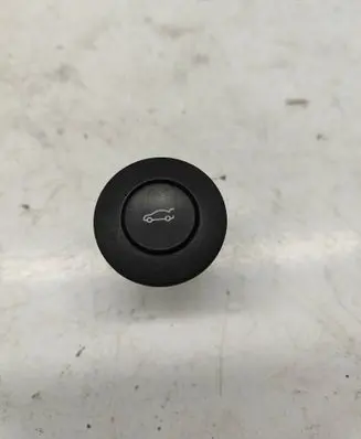 Tailgate opening switch