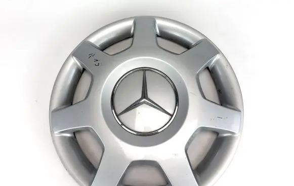 Mercedes-Benz A W169 R15 wheel hub/cap/trim A1694000925 A1694010624