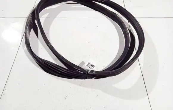 Toyota Aygo AB10 Rubber seal front coupe door 