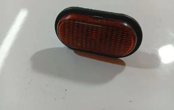 Renault Master II Front fender indicator light 7700847333
