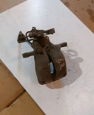 Volkswagen Phaeton Rear brake caliper