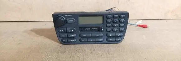 Jaguar XJ X308 Radio/CD/DVD/GPS head unit AJ9800R LNC4100AA