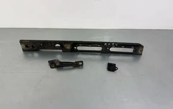 Land Rover Range Rover Sport L494 Fender mounting bracket CPLA16291AC AW9316C077AE CPLA16151AB