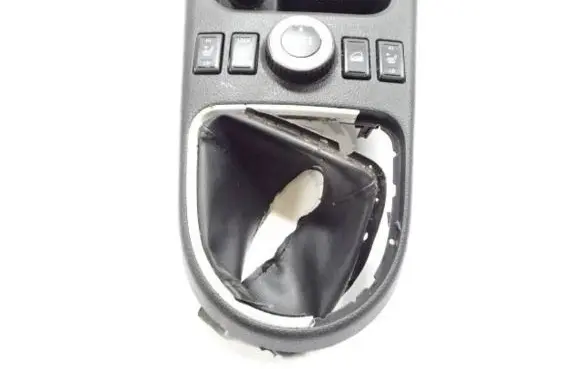 Nissan X-Trail T31 Head unit multimedia control 