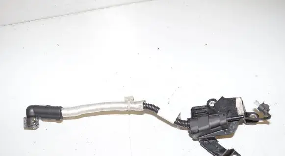 BMW 2 Active Tourer U06 AdBlue supply pipe 9485183 16199485183