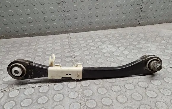 Rear upper control arm/wishbone