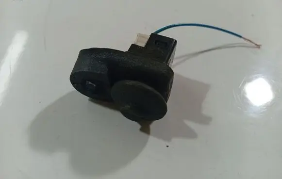 Nissan Note (E11) Front door sensor coupe 