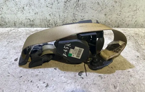 BMW 7 E65 E66 Front seatbelt 561148401 21744 010R000
