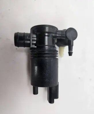 Renault Koleos II Headlight washer pump 1050123