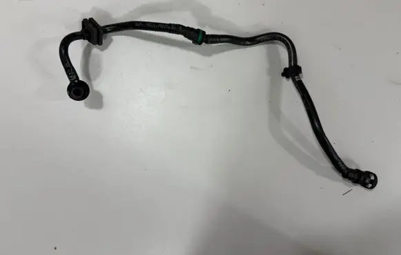 BMW X4M F98 Fuel line pipe 8610507 8092849