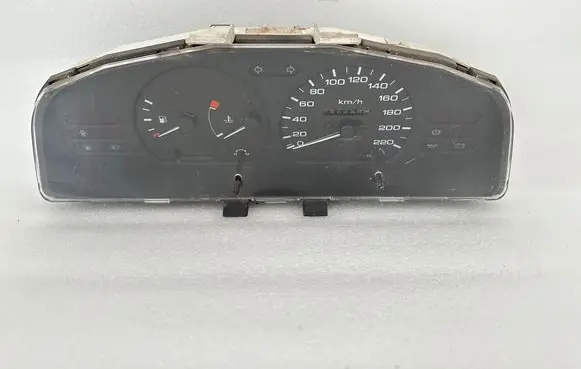 Nissan Sunny Speedometer (instrument cluster) 74Y72 0501 2481066Y02