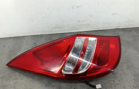 Hyundai i30 Rear/tail lights 924012L0
